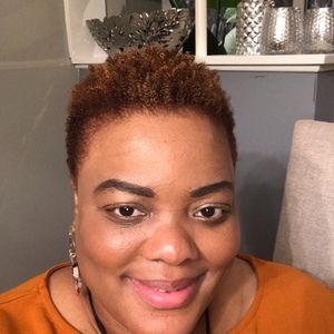 Meet your Posher, Natasha